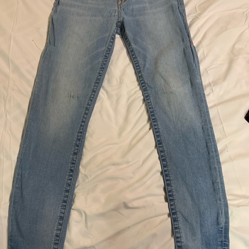 Good condition, size 30, true religion Jenny curvy, jeans